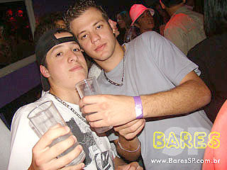 Happy Hour e banda Fun Clube no Pennélope Bar Happy Hour e banda Fun Clube no Pennélope Bar