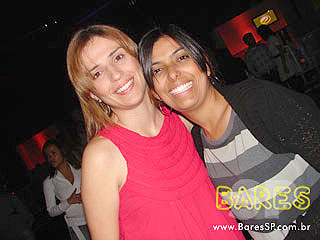 Projeto Movimento Music Live com Monobloco na Vila dos Ipês Espaço e Gastronomia Projeto Movimento Music Live com Monobloco na Vila dos Ipês Espaço e Gastronomia