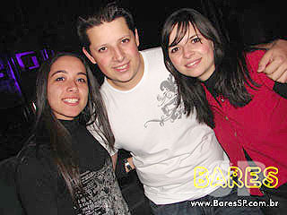 Projeto Movimento Music Live com Monobloco na Vila dos Ipês Espaço e Gastronomia Projeto Movimento Music Live com Monobloco na Vila dos Ipês Espaço e Gastronomia