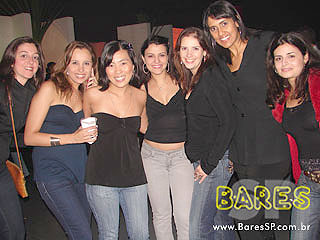 Projeto Movimento Music Live com Monobloco na Vila dos Ipês Espaço e Gastronomia Projeto Movimento Music Live com Monobloco na Vila dos Ipês Espaço e Gastronomia