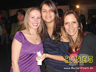 Projeto Movimento Music Live com Monobloco na Vila dos Ipês Espaço e Gastronomia Projeto Movimento Music Live com Monobloco na Vila dos Ipês Espaço e Gastronomia