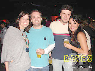 Projeto Movimento Music Live com Monobloco na Vila dos Ipês Espaço e Gastronomia Projeto Movimento Music Live com Monobloco na Vila dos Ipês Espaço e Gastronomia