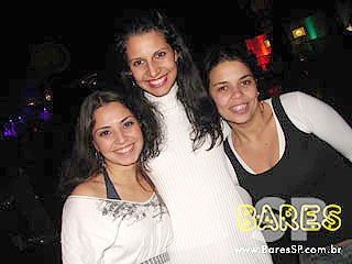 Projeto Movimento Music Live com Monobloco na Vila dos Ipês Espaço e Gastronomia Projeto Movimento Music Live com Monobloco na Vila dos Ipês Espaço e Gastronomia