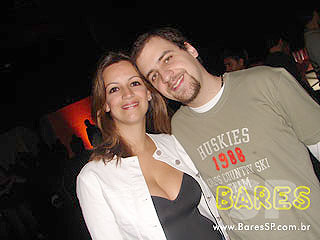 Projeto Movimento Music Live com Monobloco na Vila dos Ipês Espaço e Gastronomia Projeto Movimento Music Live com Monobloco na Vila dos Ipês Espaço e Gastronomia