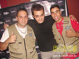 Happy Hour no Pueblo Bar Happy Hour no Pueblo Bar