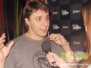 Happy Hour no Pueblo Bar Happy Hour no Pueblo Bar