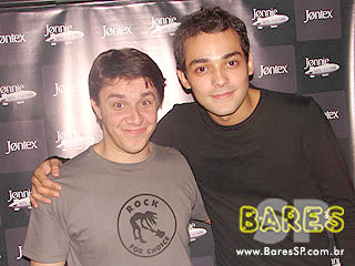 Happy Hour no Pueblo Bar Happy Hour no Pueblo Bar