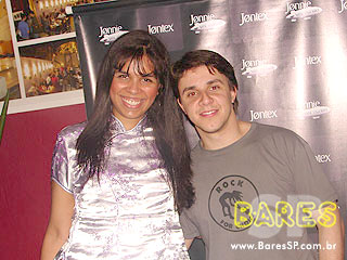 Happy Hour no Pueblo Bar Happy Hour no Pueblo Bar