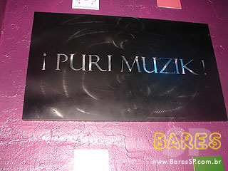 Noite divertida no Puri Bar Noite divertida no Puri Bar