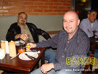 Espetinhos doces e salgados na Esquina do Espeto Espetinhos doces e salgados na Esquina do Espeto