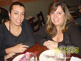 Espetinhos doces e salgados na Esquina do Espeto Espetinhos doces e salgados na Esquina do Espeto