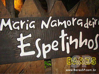 Espetos doces e salgados são a especialidade no Maria Namoradeira Espetos doces e salgados são a especialidade no Maria Namoradeira