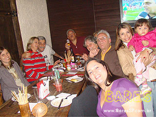 Espetos doces e salgados são a especialidade no Maria Namoradeira Espetos doces e salgados são a especialidade no Maria Namoradeira