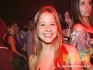 Häagen-Dazs Mix Music na Vila dos Ipês Häagen-Dazs Mix Music na Vila dos Ipês