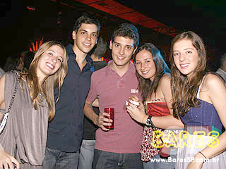 Häagen-Dazs Mix Music na Vila dos Ipês Häagen-Dazs Mix Music na Vila dos Ipês