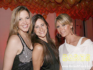 Häagen-Dazs Mix Music na Vila dos Ipês Häagen-Dazs Mix Music na Vila dos Ipês