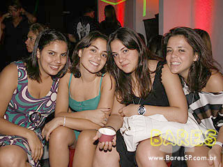 Häagen-Dazs Mix Music na Vila dos Ipês Häagen-Dazs Mix Music na Vila dos Ipês