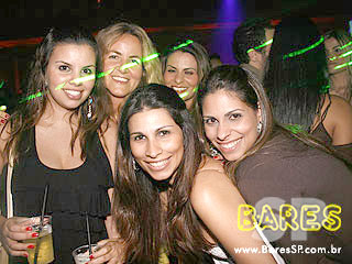 Häagen-Dazs Mix Music na Vila dos Ipês Häagen-Dazs Mix Music na Vila dos Ipês