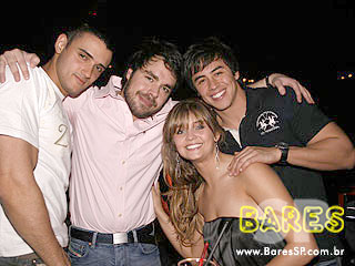 Häagen-Dazs Mix Music na Vila dos Ipês Häagen-Dazs Mix Music na Vila dos Ipês