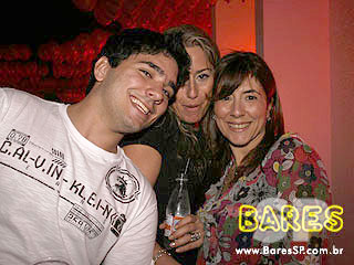 Häagen-Dazs Mix Music na Vila dos Ipês Häagen-Dazs Mix Music na Vila dos Ipês