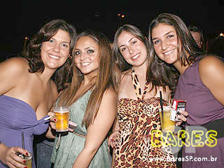 Häagen-Dazs Mix Music na Vila dos Ipês Häagen-Dazs Mix Music na Vila dos Ipês