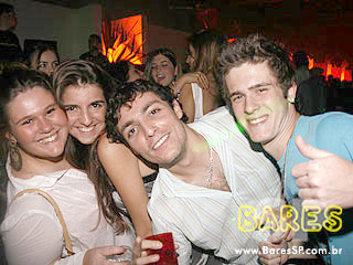 Häagen-Dazs Mix Music na Vila dos Ipês Häagen-Dazs Mix Music na Vila dos Ipês