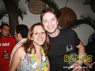 'Festa do Hawaii', banda T-Rox Disco e DJ's no Puri Bar 'Festa do Hawaii', banda T-Rox Disco e DJ's no Puri Bar