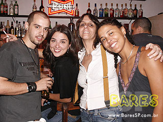 'Festa do Hawaii', banda T-Rox Disco e DJ's no Puri Bar 'Festa do Hawaii', banda T-Rox Disco e DJ's no Puri Bar