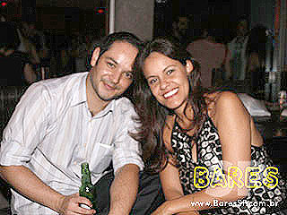 'Festa do Hawaii', banda T-Rox Disco e DJ's no Puri Bar 'Festa do Hawaii', banda T-Rox Disco e DJ's no Puri Bar