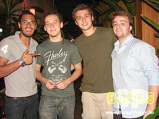 Música ao vivo na Casa do Espeto - Moema Música ao vivo na Casa do Espeto - Moema