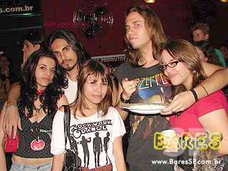 Festa do lançameno do livro Vale-Tudo e do Ginho, ET de Varginha no Blackmore Festa do lançameno do livro Vale-Tudo e do Ginho, ET de Varginha no Blackmore