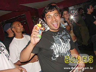 Festa do lançameno do livro Vale-Tudo e do Ginho, ET de Varginha no Blackmore Festa do lançameno do livro Vale-Tudo e do Ginho, ET de Varginha no Blackmore