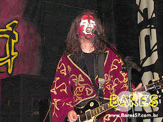 Festa do lançameno do livro Vale-Tudo e do Ginho, ET de Varginha no Blackmore Festa do lançameno do livro Vale-Tudo e do Ginho, ET de Varginha no Blackmore