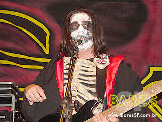 Festa do lançameno do livro Vale-Tudo e do Ginho, ET de Varginha no Blackmore Festa do lançameno do livro Vale-Tudo e do Ginho, ET de Varginha no Blackmore