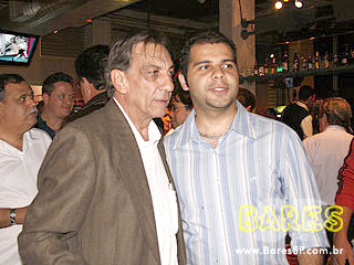 Lançamento do livro de Dr. Osmar de Oliveira no O Torcedor Bar & Café Lançamento do livro de Dr. Osmar de Oliveira no O Torcedor Bar & Café