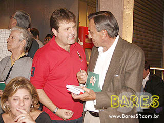 Lançamento do livro de Dr. Osmar de Oliveira no O Torcedor Bar & Café Lançamento do livro de Dr. Osmar de Oliveira no O Torcedor Bar & Café