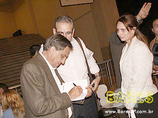 Lançamento do livro de Dr. Osmar de Oliveira no O Torcedor Bar & Café Lançamento do livro de Dr. Osmar de Oliveira no O Torcedor Bar & Café