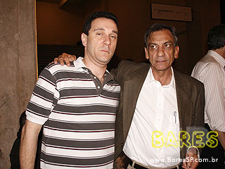 Lançamento do livro de Dr. Osmar de Oliveira no O Torcedor Bar & Café Lançamento do livro de Dr. Osmar de Oliveira no O Torcedor Bar & Café