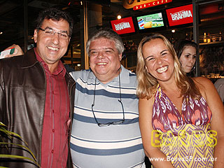 Lançamento do livro de Dr. Osmar de Oliveira no O Torcedor Bar & Café Lançamento do livro de Dr. Osmar de Oliveira no O Torcedor Bar & Café