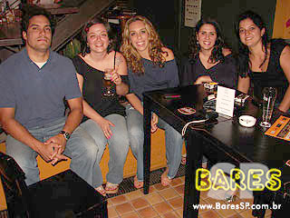 Piloto de Stock Car Renato Rattes aproveita o 'Bar em Bar' da Cervejaria Devassa Piloto de Stock Car Renato Rattes aproveita o 'Bar em Bar' da Cervejaria Devassa