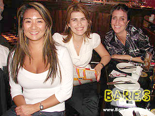 Piloto de Stock Car Renato Rattes aproveita o 'Bar em Bar' da Cervejaria Devassa Piloto de Stock Car Renato Rattes aproveita o 'Bar em Bar' da Cervejaria Devassa