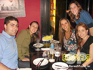 Piloto de Stock Car Renato Rattes aproveita o 'Bar em Bar' da Cervejaria Devassa Piloto de Stock Car Renato Rattes aproveita o 'Bar em Bar' da Cervejaria Devassa