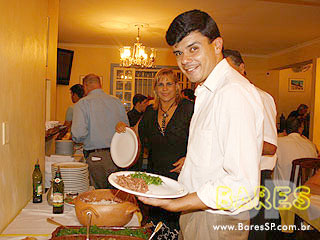 Confraternização da Abrasel no Consulado Mineiro Confraternização da Abrasel no Consulado Mineiro