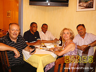 Confraternização da Abrasel no Consulado Mineiro Confraternização da Abrasel no Consulado Mineiro