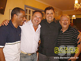 Confraternização da Abrasel no Consulado Mineiro Confraternização da Abrasel no Consulado Mineiro