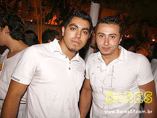 Warm-up do MOB Festival 2009 com Dj Hernan Cattaneo na Pacha Warm-up do MOB Festival 2009 com Dj Hernan Cattaneo na Pacha