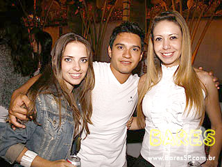 Warm-up do MOB Festival 2009 com Dj Hernan Cattaneo na Pacha Warm-up do MOB Festival 2009 com Dj Hernan Cattaneo na Pacha