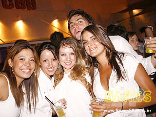 Warm-up do MOB Festival 2009 com Dj Hernan Cattaneo na Pacha Warm-up do MOB Festival 2009 com Dj Hernan Cattaneo na Pacha