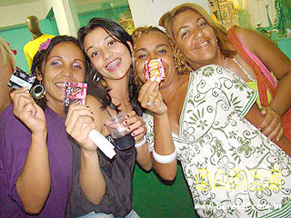 Ensaios da Escola de Samba Camisa Verde e Branco - AÇÃO BLOWTEX Ensaios da Escola de Samba Camisa Verde e Branco - AÇÃO BLOWTEX