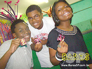 Ensaios da Escola de Samba Camisa Verde e Branco - AÇÃO BLOWTEX Ensaios da Escola de Samba Camisa Verde e Branco - AÇÃO BLOWTEX